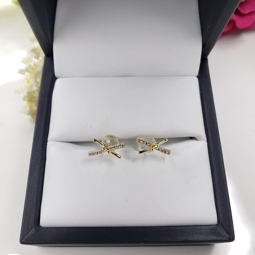 Aretes listón con circonio/plata 925