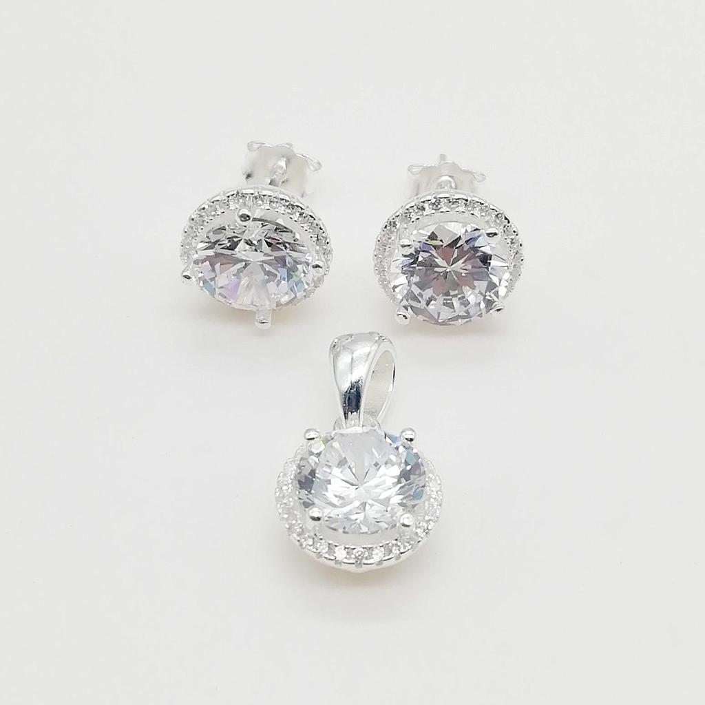 JUEGO DE CIRCONES CON DISEÑO CIRCULAR, CONJUNTO