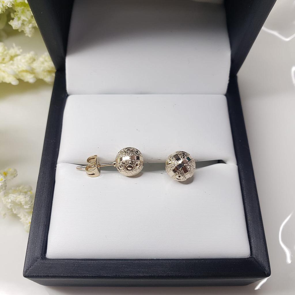 ARETES PELOTA GOLD LAMINADO DE ORO 18K