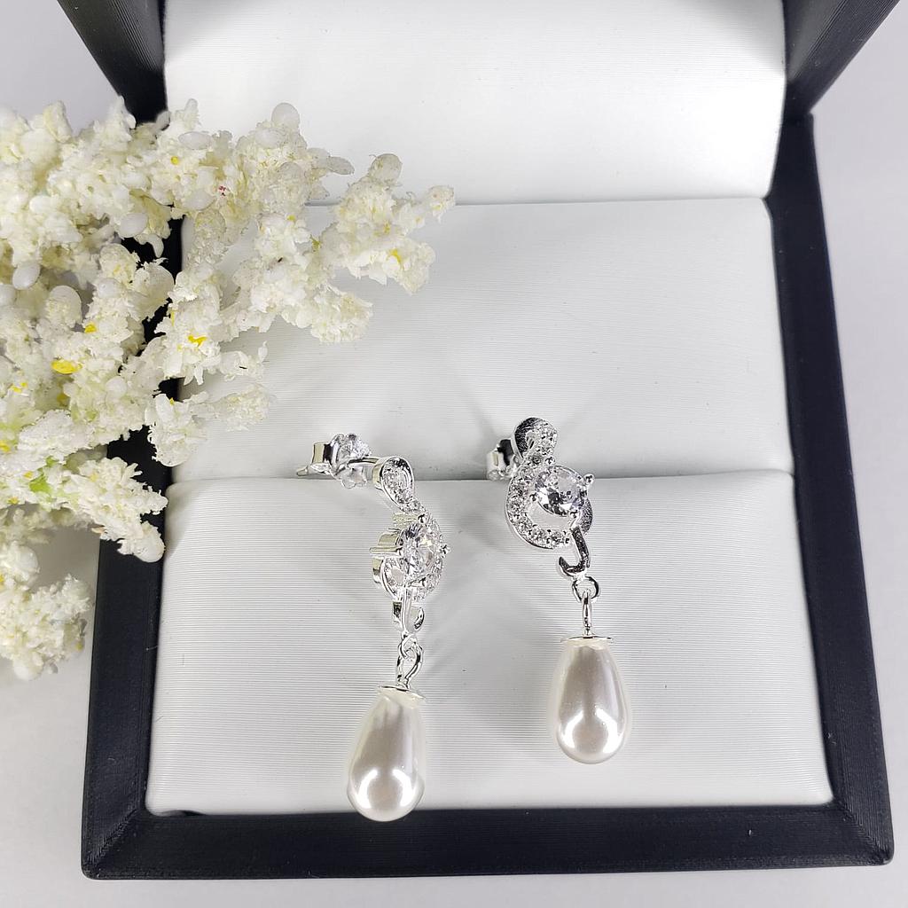 ARETE PERLA CON NOTA PLATA 925