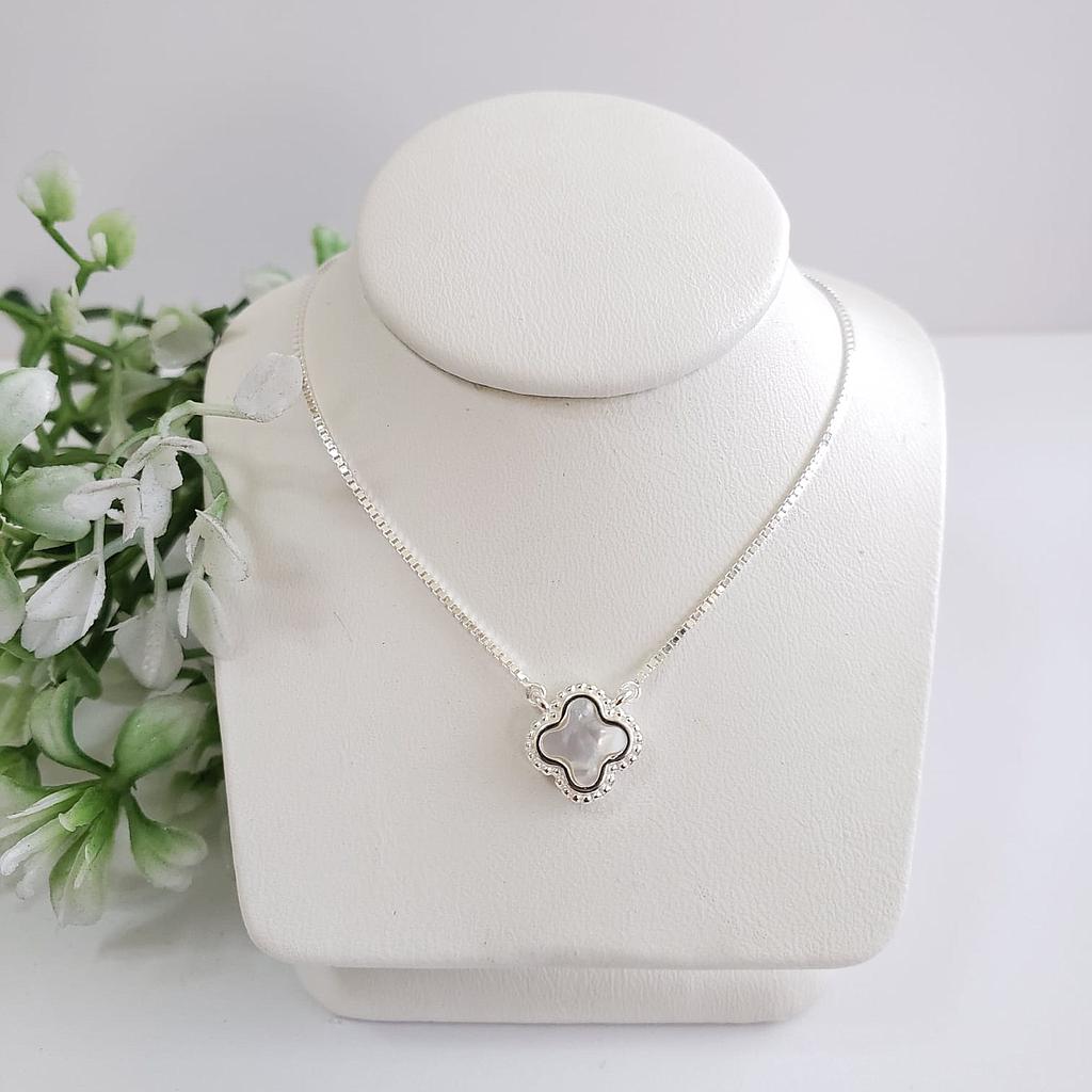 GARGANTILLA DIJE MEDIANO BLANCO VAN CLEEF PLATA 925