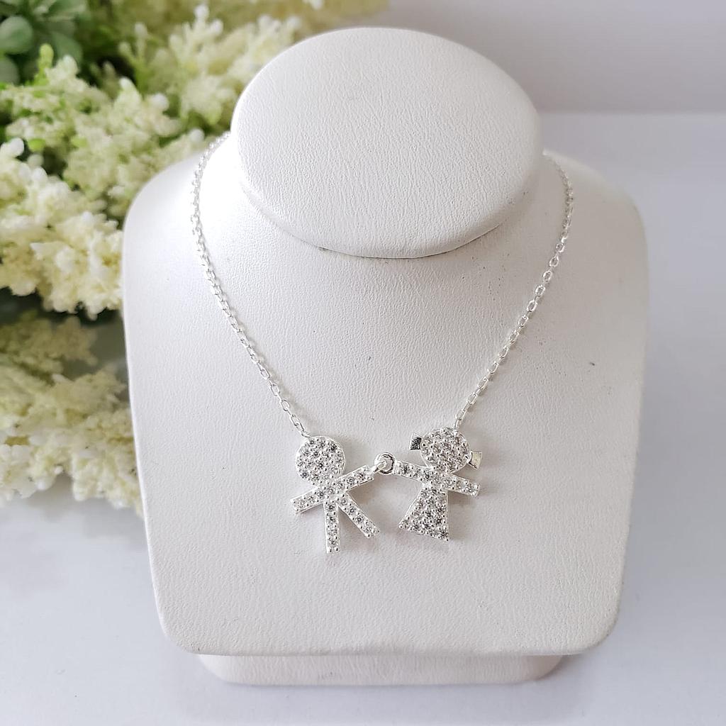 GARGANTILLA DE DOS NIÑAS NIÑOS PLATA 925